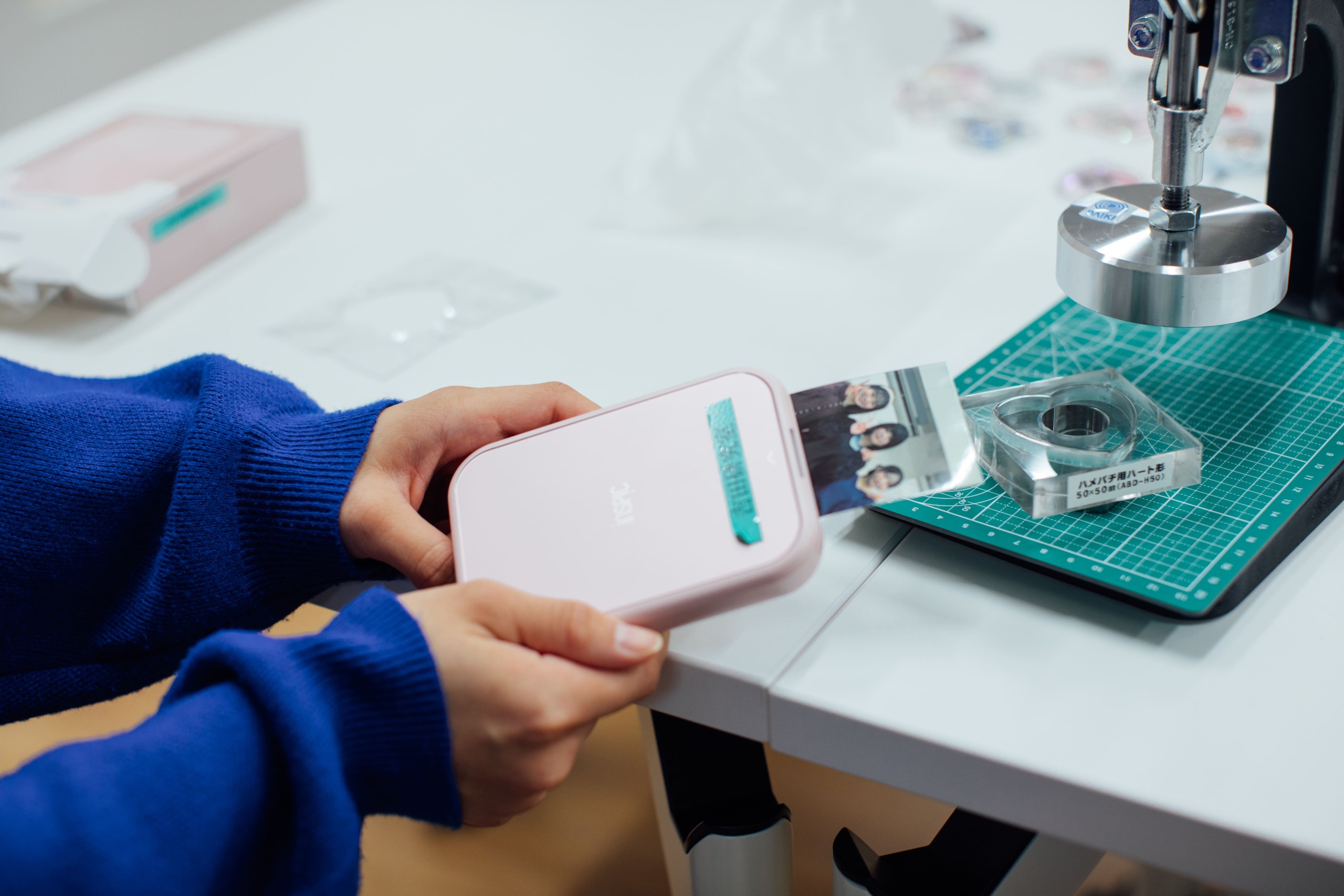 学生たちが平成レトロをテーマに、ビジネスプロジェクトに挑戦！